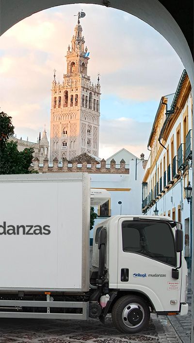 camion mudanza en sevilla